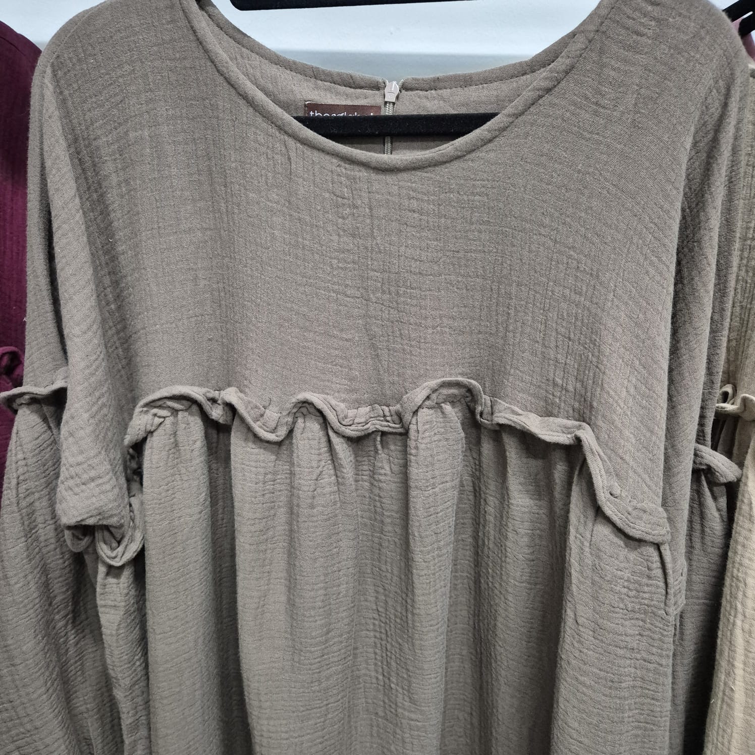 Dila Ruffles Tunik (CGLABEL- Foam series)