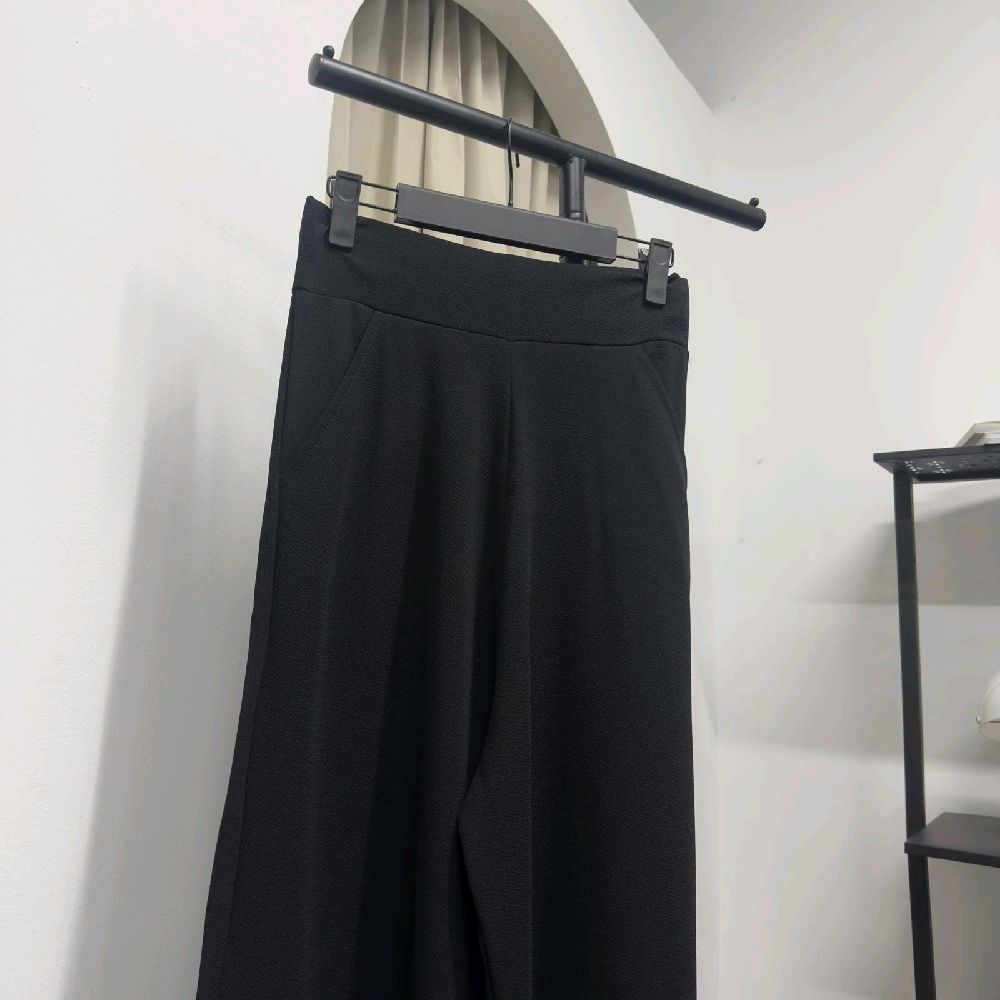 Aria Textured Pants (CG Curated Series)