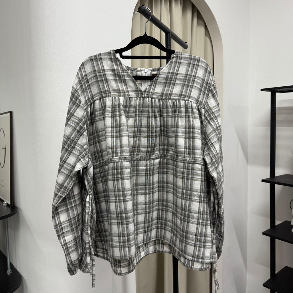 Strings Blouse (CGLABEL - Flannel)