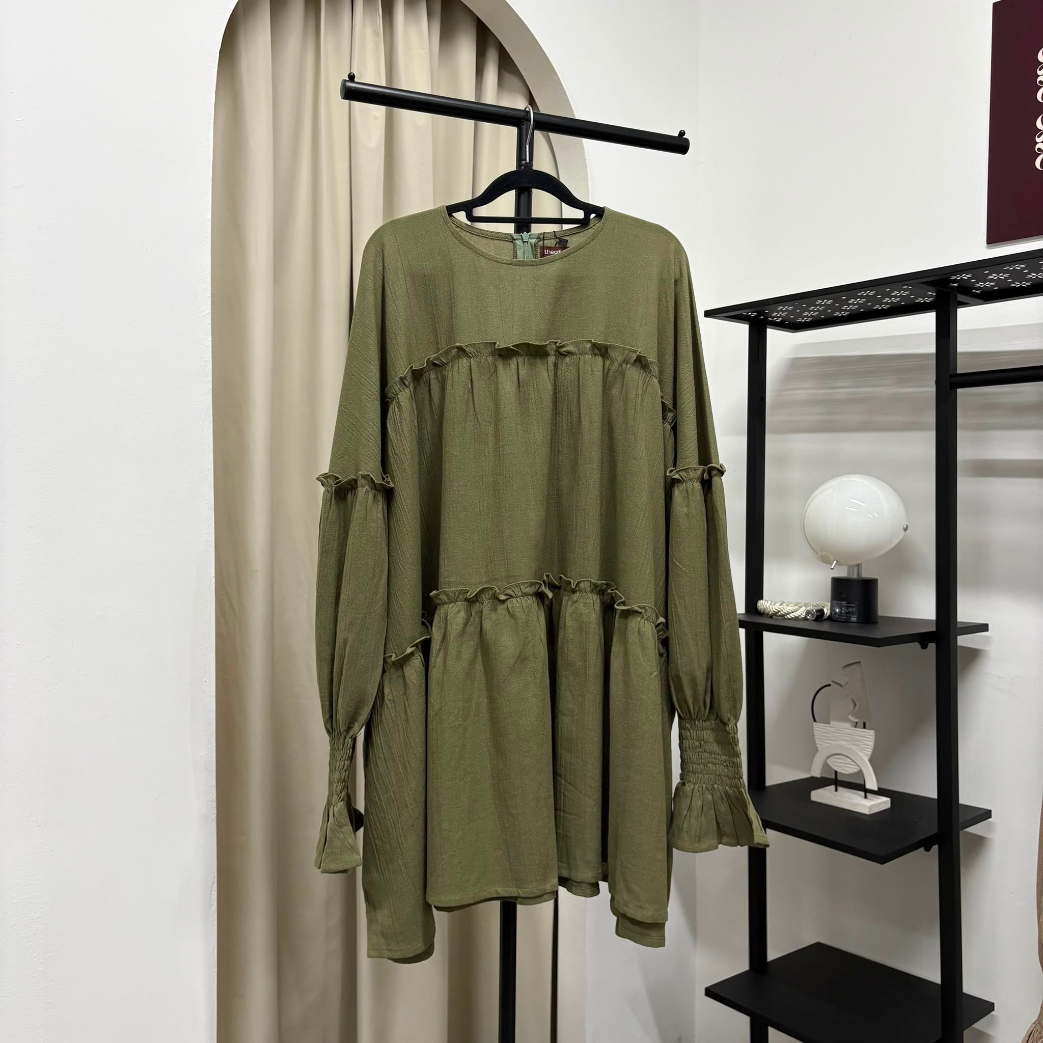 Santorini Ruffles Blouse (CGLABEL - Linen Crinkle)