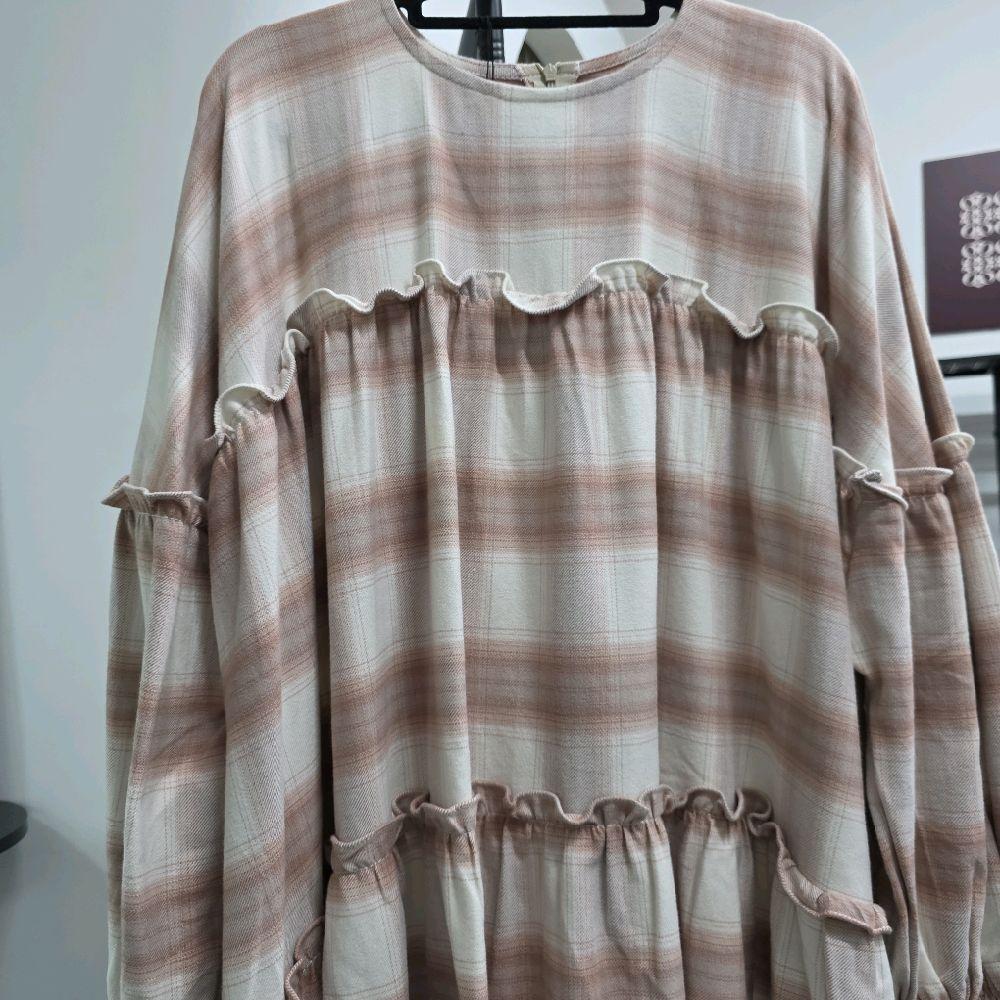 Santorini Ruffles Blouse (CGLABEL - Flannel)