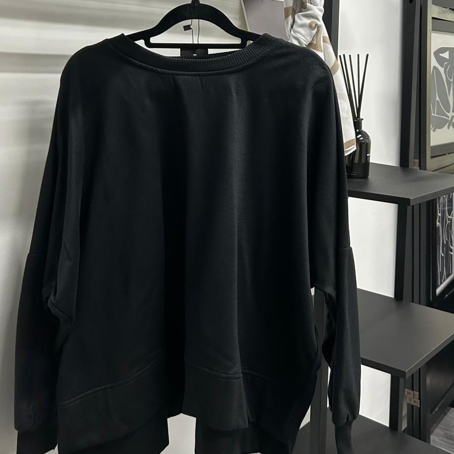 Oversized Jumper [CG Curated Series]