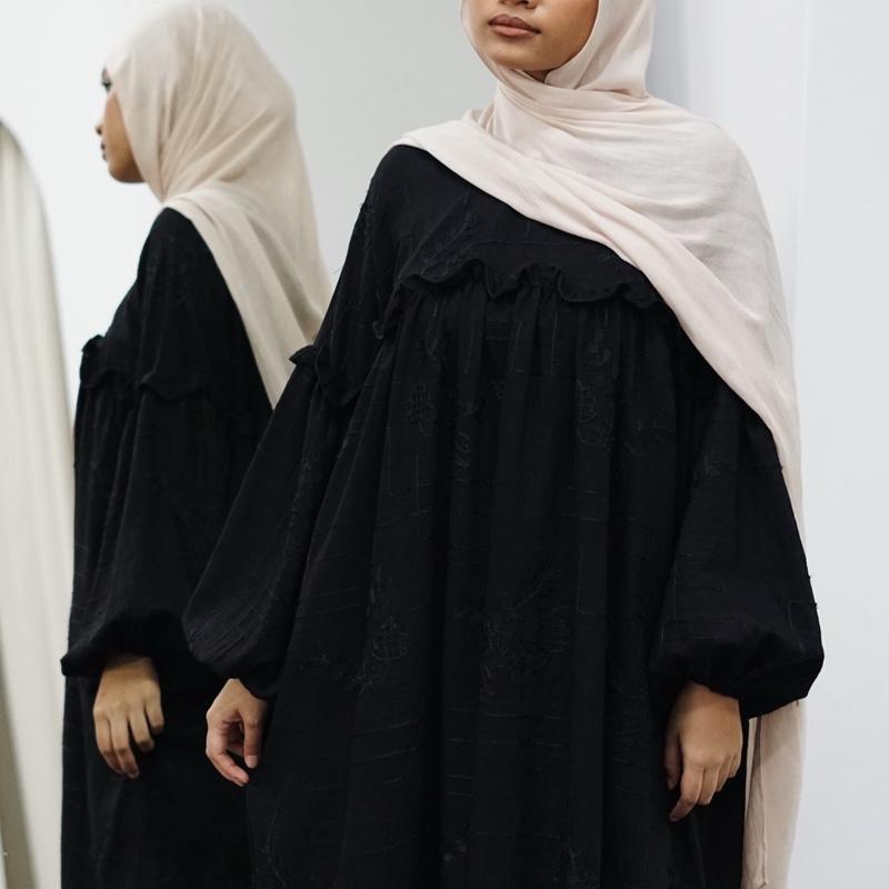 Dila Ruffles Tunik (Korean Embroidery)