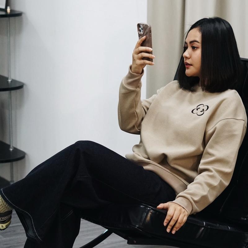 UNISEX CC SWEATER (THECGLABEL - NO FLEECE)
