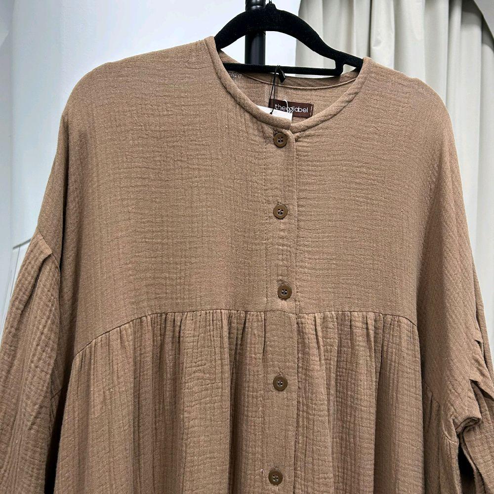 Mum Button Dress (CGLABEL - Foam)