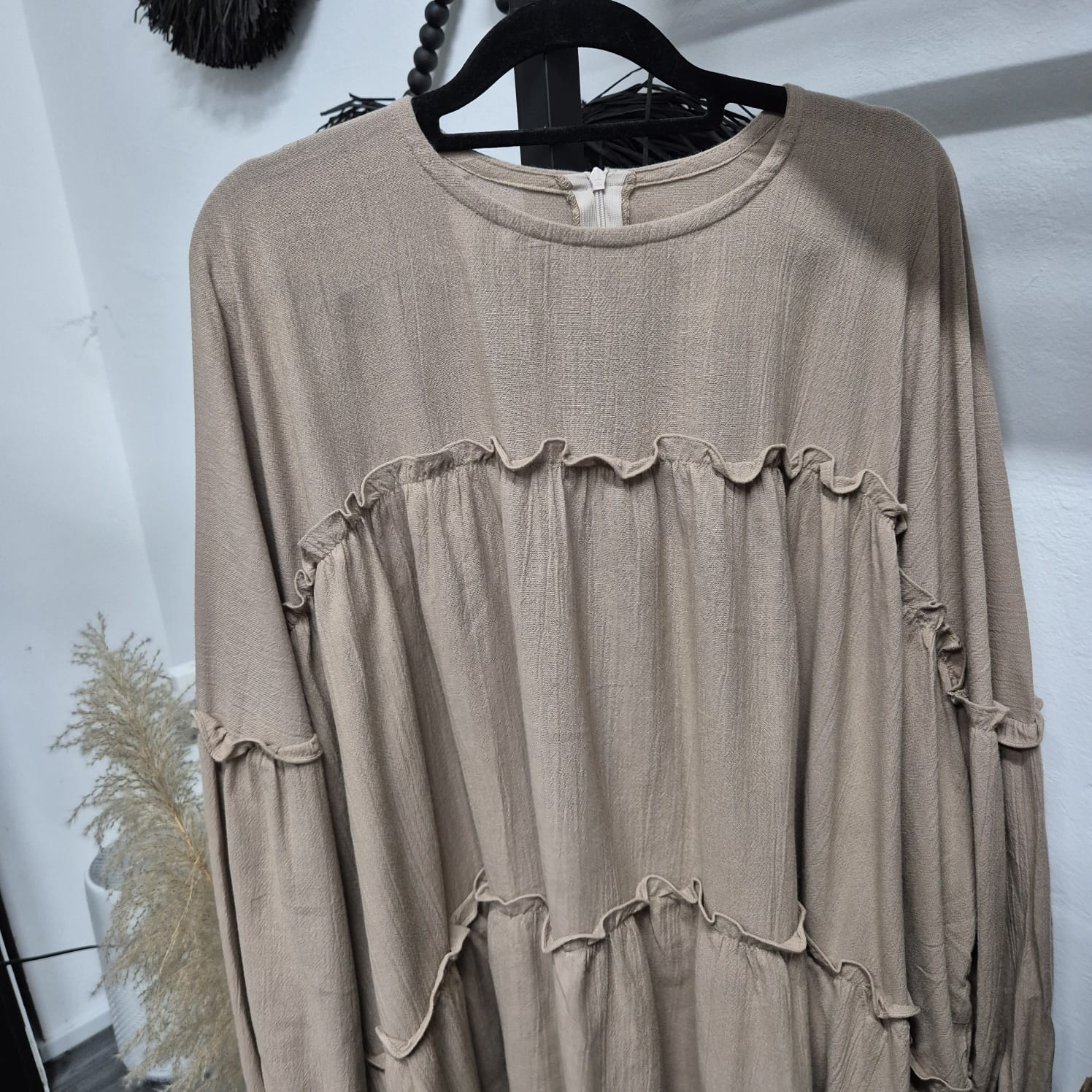 Santorini Ruffles Blouse (CGLABEL - Linen Crinkle)