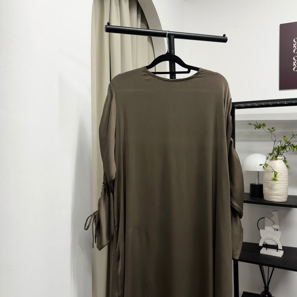 Scrunch Sleeve Dress (Thecglabel RAYA - Satin Series)