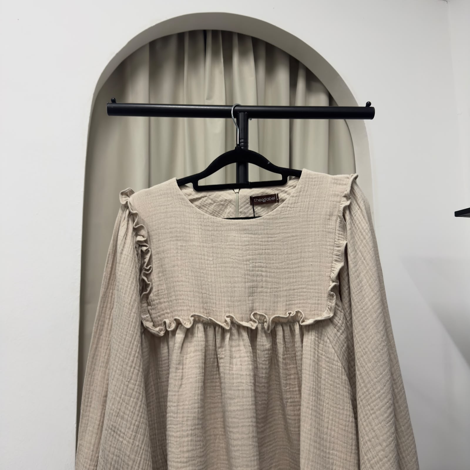 Serina Cropped Blouse (CGLABEL - Cotton Foam)