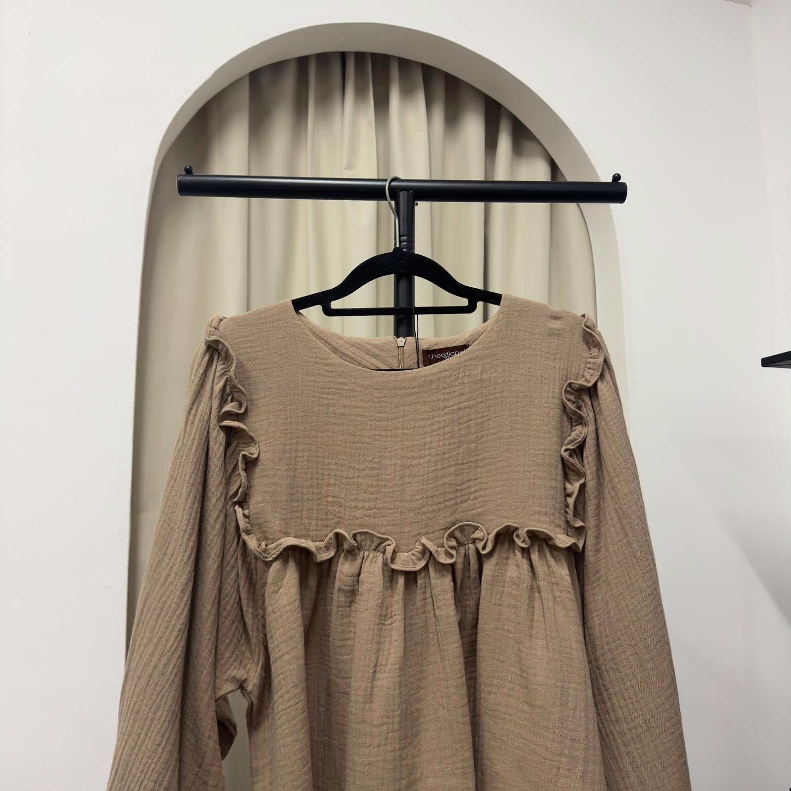 Serina Cropped Blouse (CGLABEL - Cotton Foam)