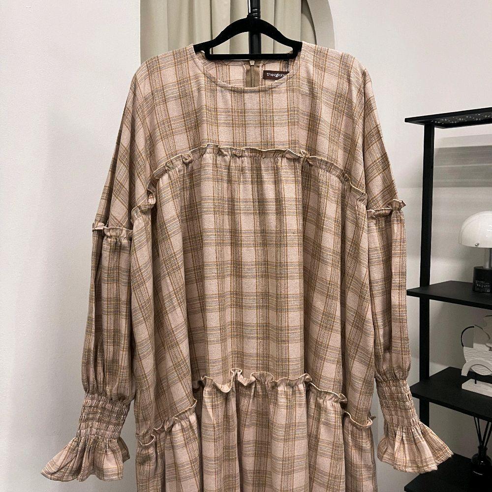 Santorini Ruffle Dress (CGlabel - Flannel)