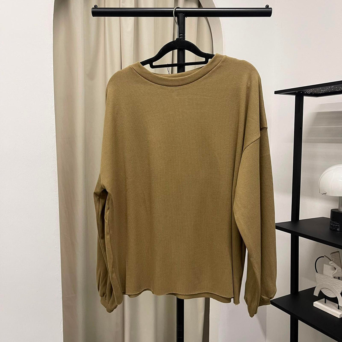 Basic Puffy Sleeves (CG Curated Series)